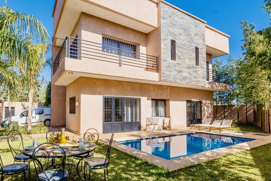 Luxury Villa with Garden, Pool & Concierge Services