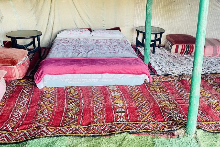 Charming Berber Glamping with Garden & Pool at Villa Baddi