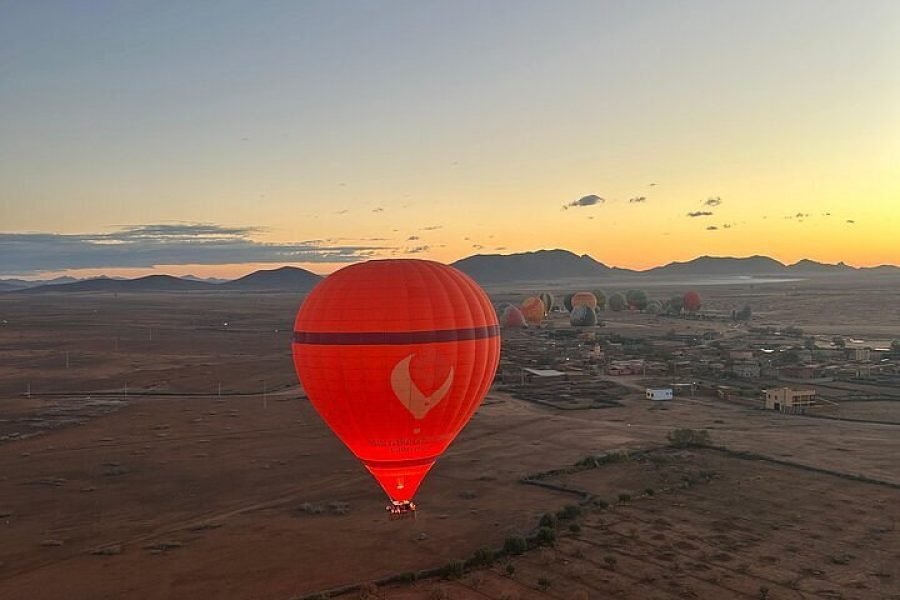 Hot Air Balloon Marrakech: Sunrise Flight & Traditional Breakfast